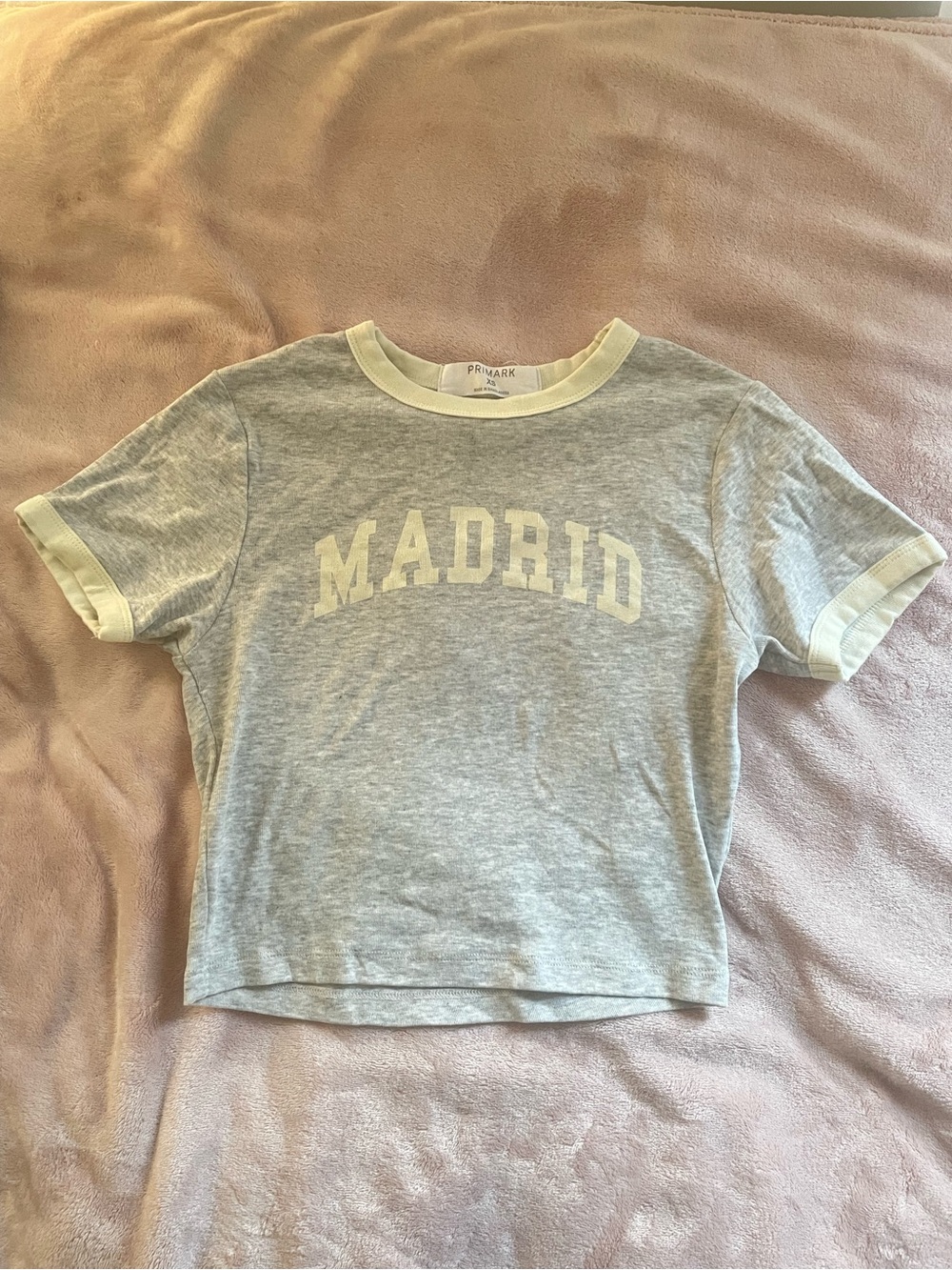 Primark Light Gray & Cream 'Madrid' Short Sleeve Tee
